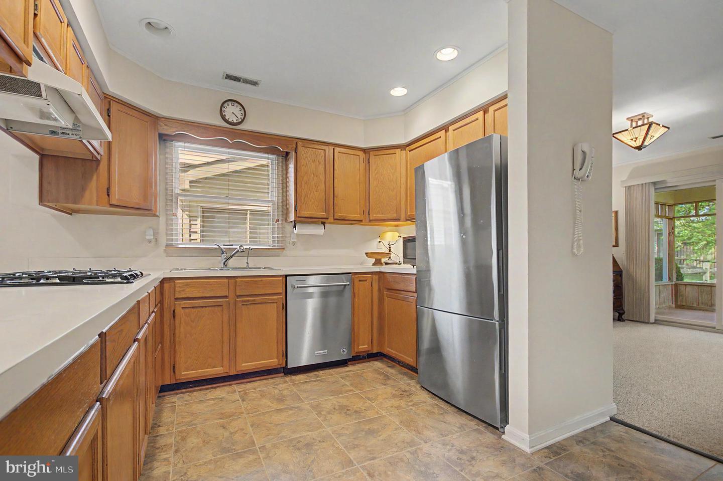 847 Rudder Way Property Photo 6