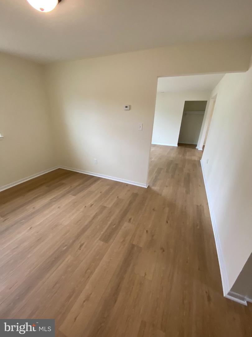 7707 Queens Rd Property Photo 13
