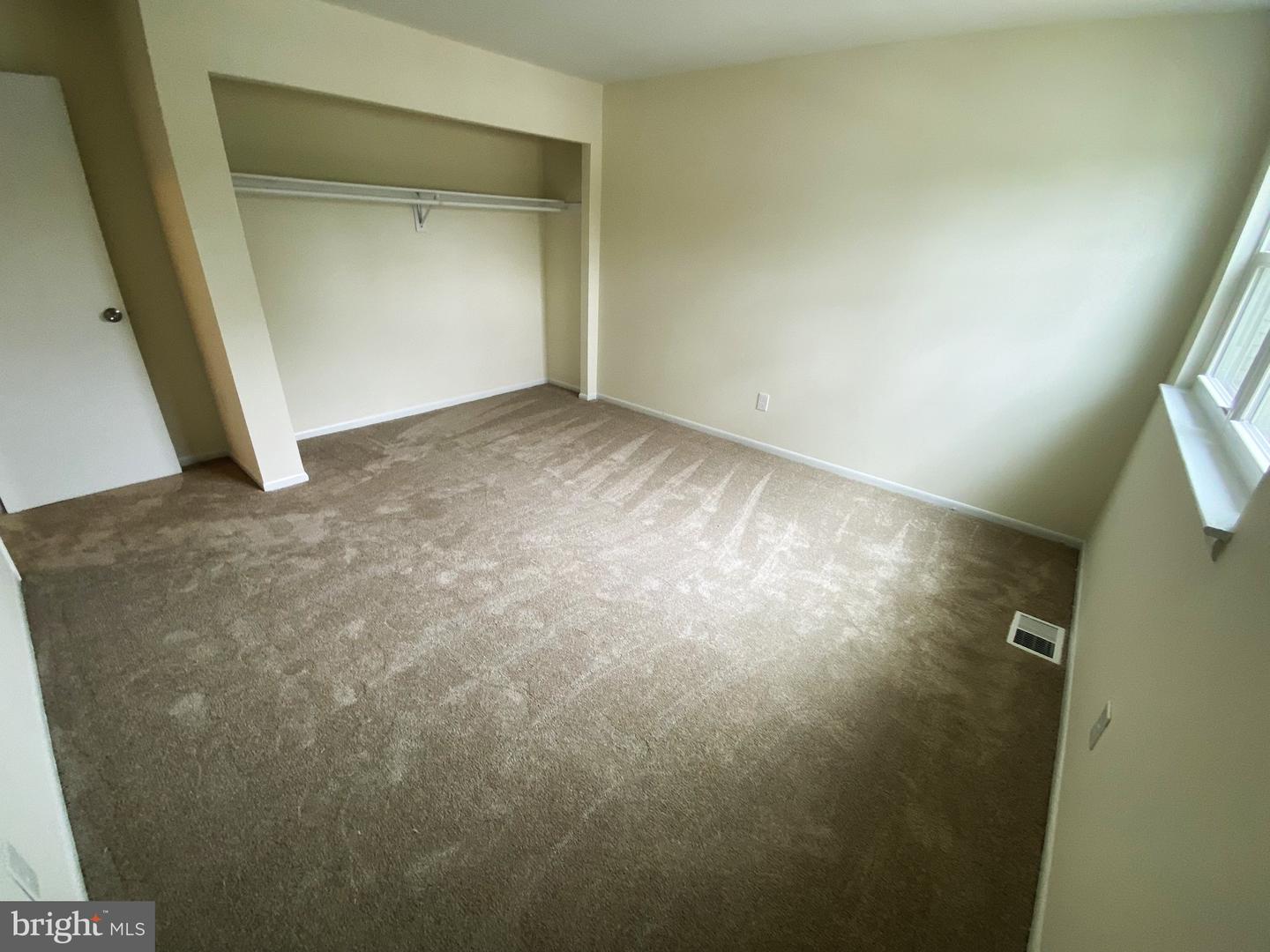 7707 Queens Rd Property Photo 17