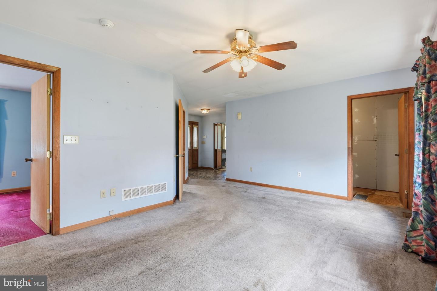 7924 Telegraph Rd Property Photo 17
