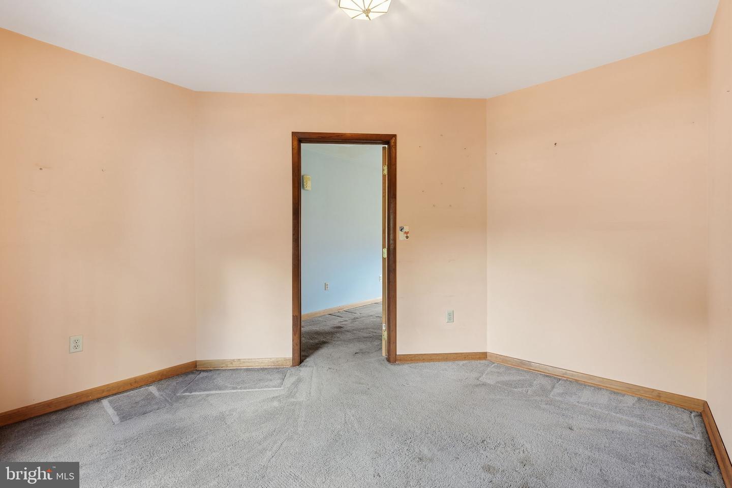7924 Telegraph Rd Property Photo 20