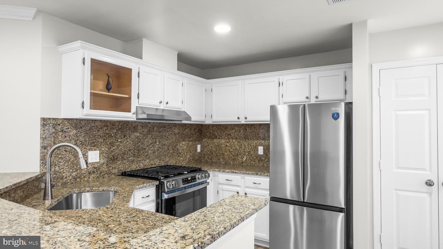 3400 Bitterwood Pl #a101 Property Photo 10