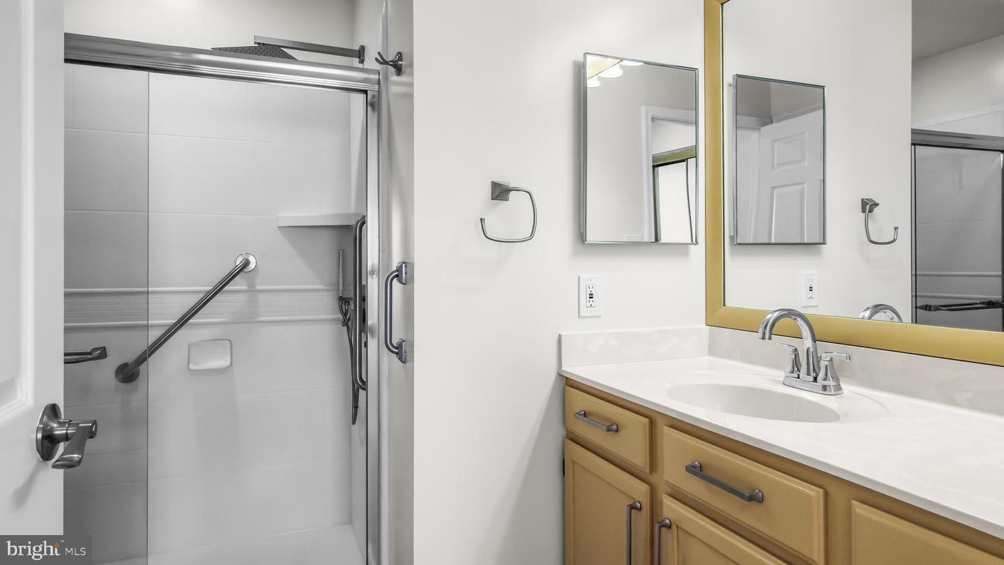 3400 Bitterwood Pl #a101 Property Photo 18