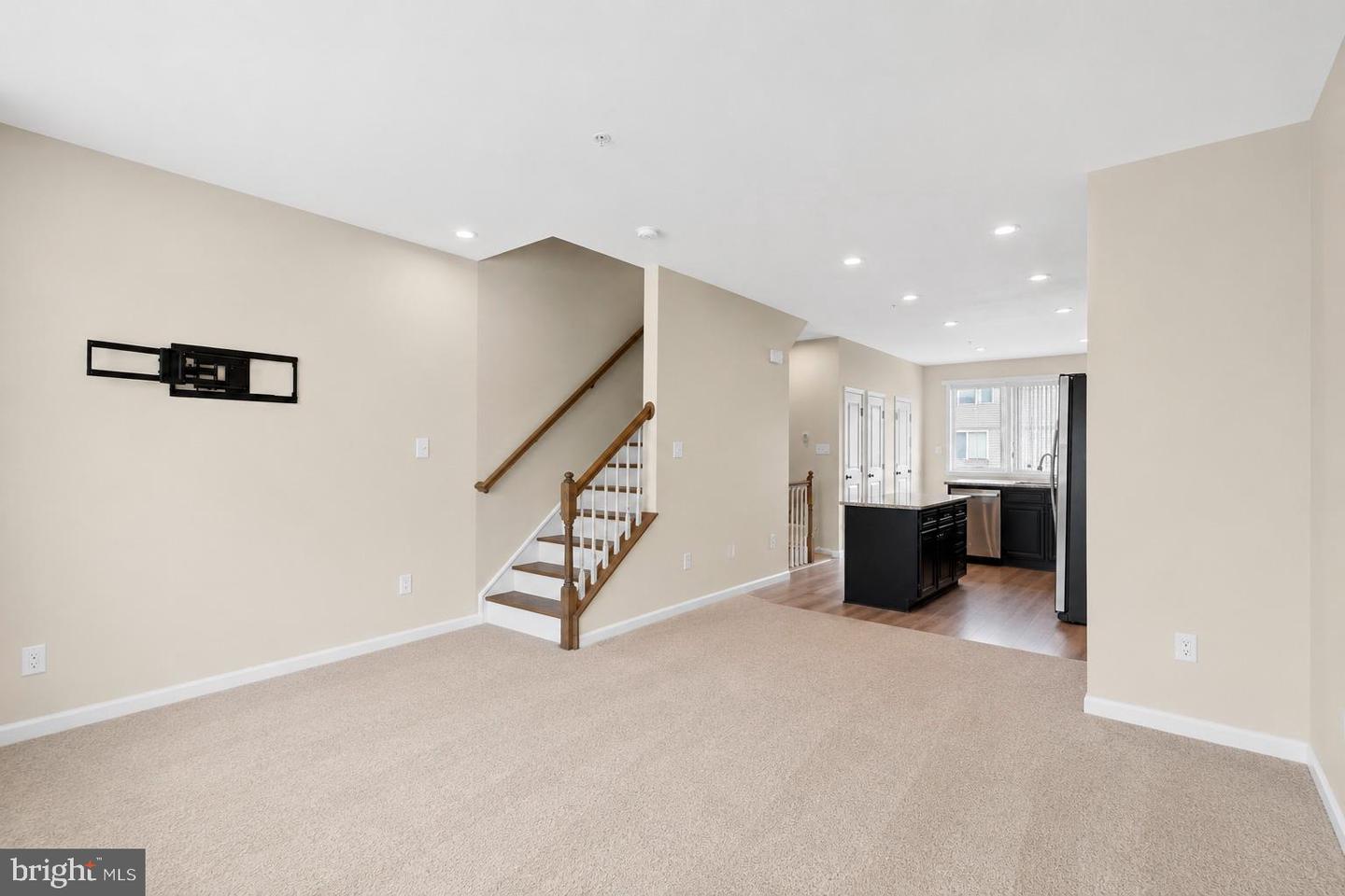 3751 Valley Ford Way Property Photo 9