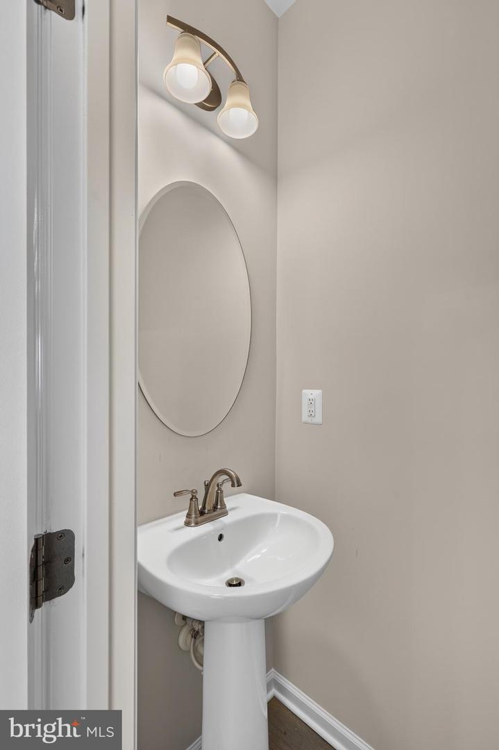 3751 Valley Ford Way Property Photo 13