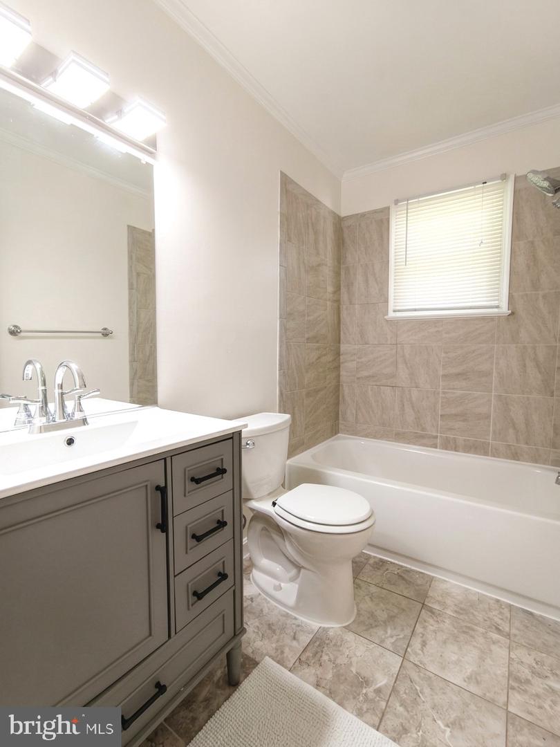 6066 Shady Side Rd Property Photo 26