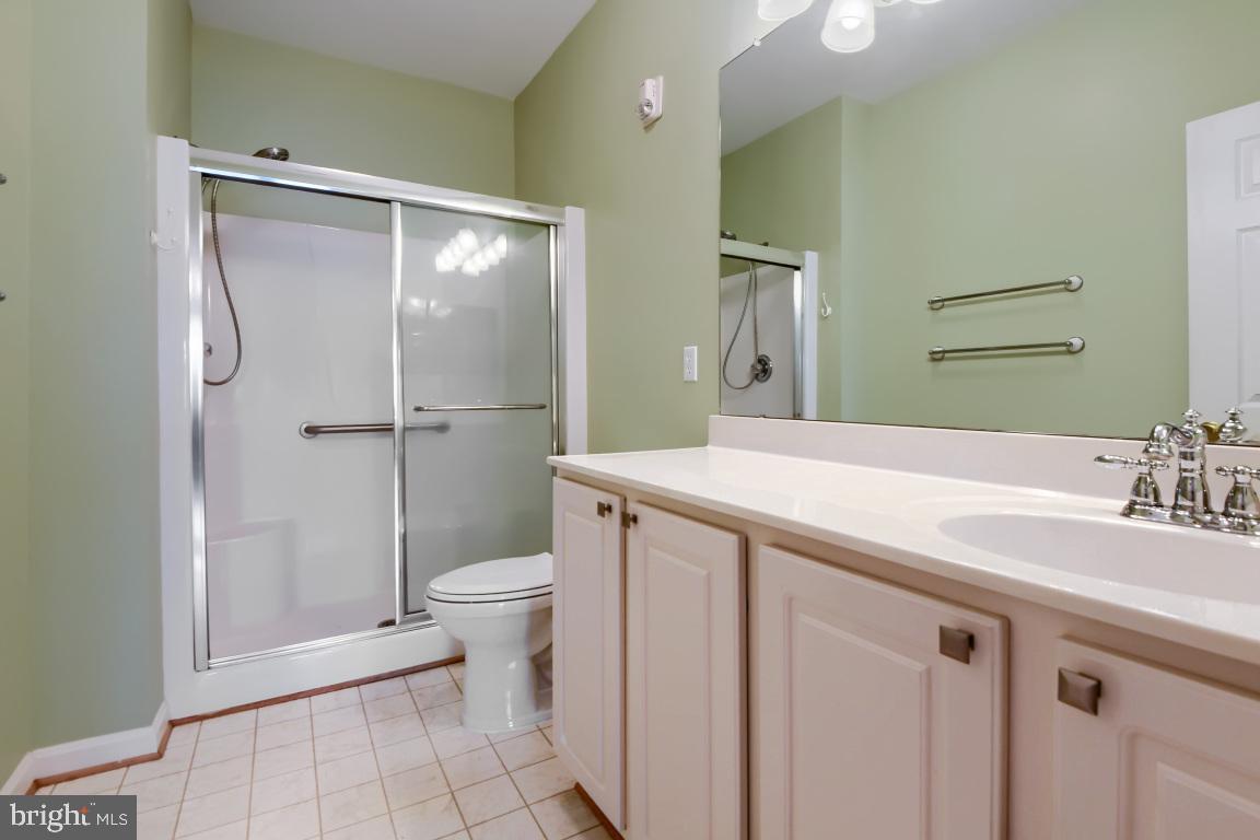 2604 Chapel Lake Dr #104 Property Photo 23