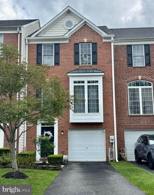 1564 Hallwood Ct Property Photo 1