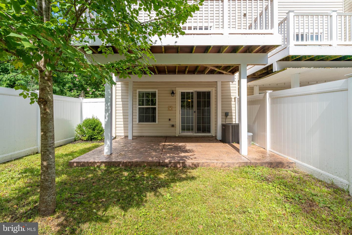 7427 Willow View Ln Property Photo 19