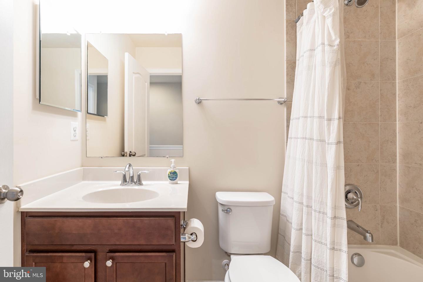 7427 Willow View Ln Property Photo 56