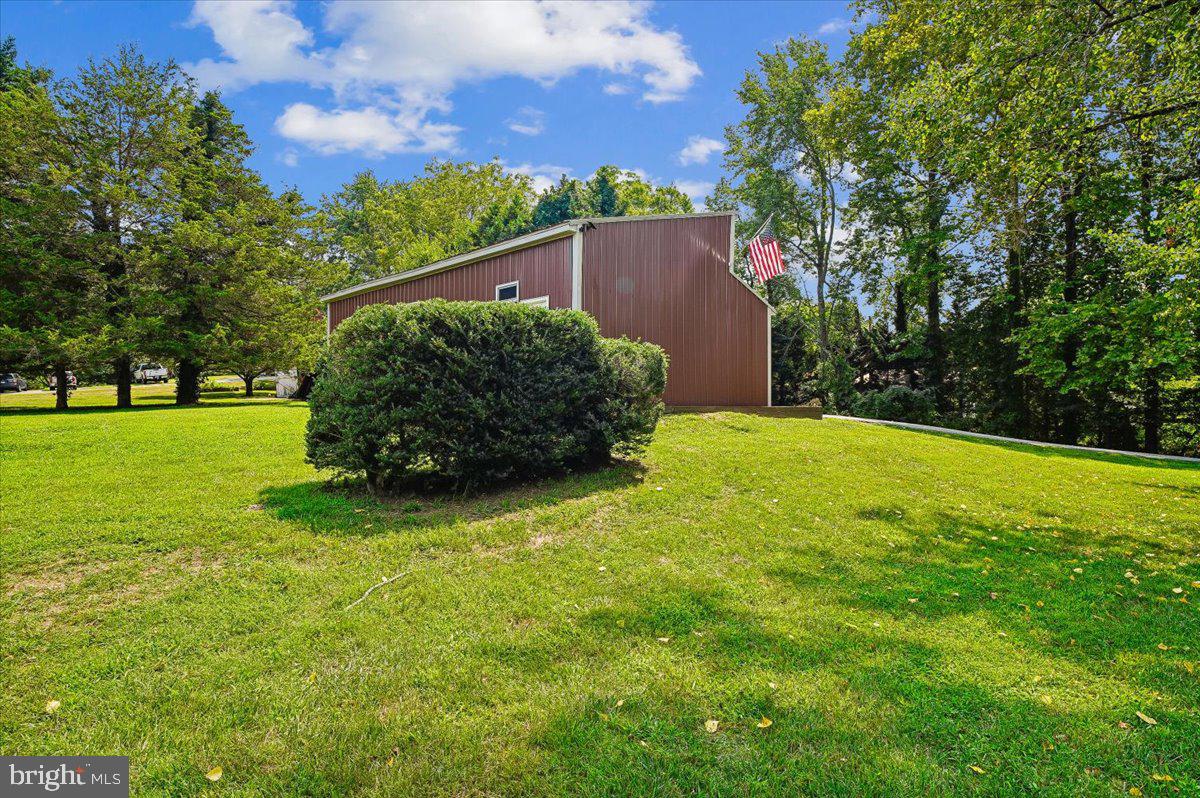 6271 Solomons Island Rd Property Photo 34