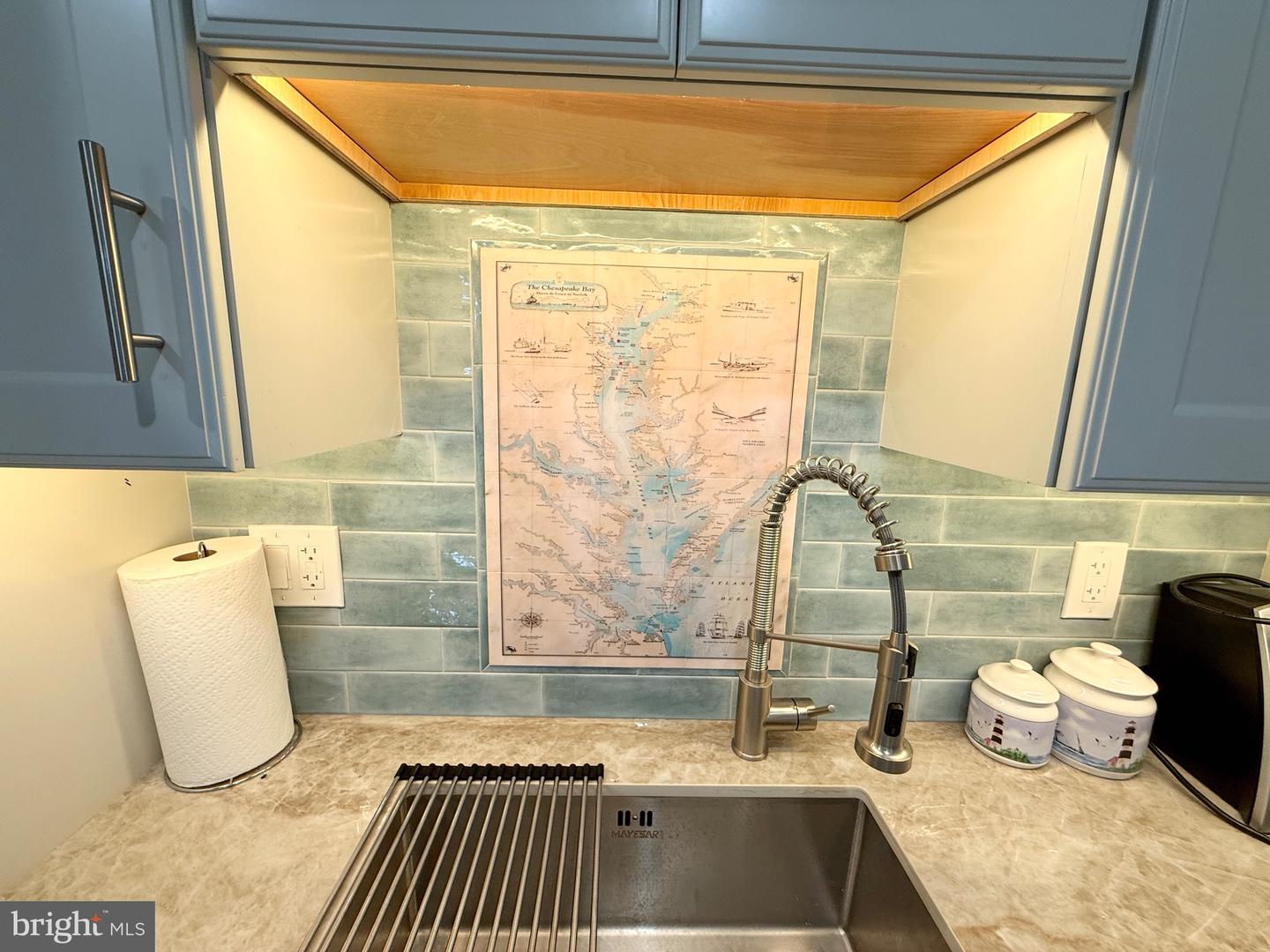 110 Annapolis St #b Property Photo 5