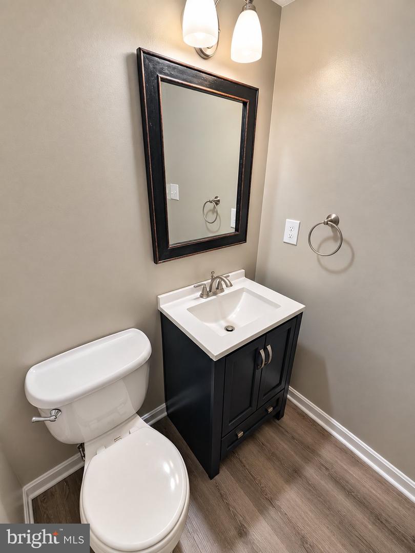 5602 Lee Way Ct Property Photo 12