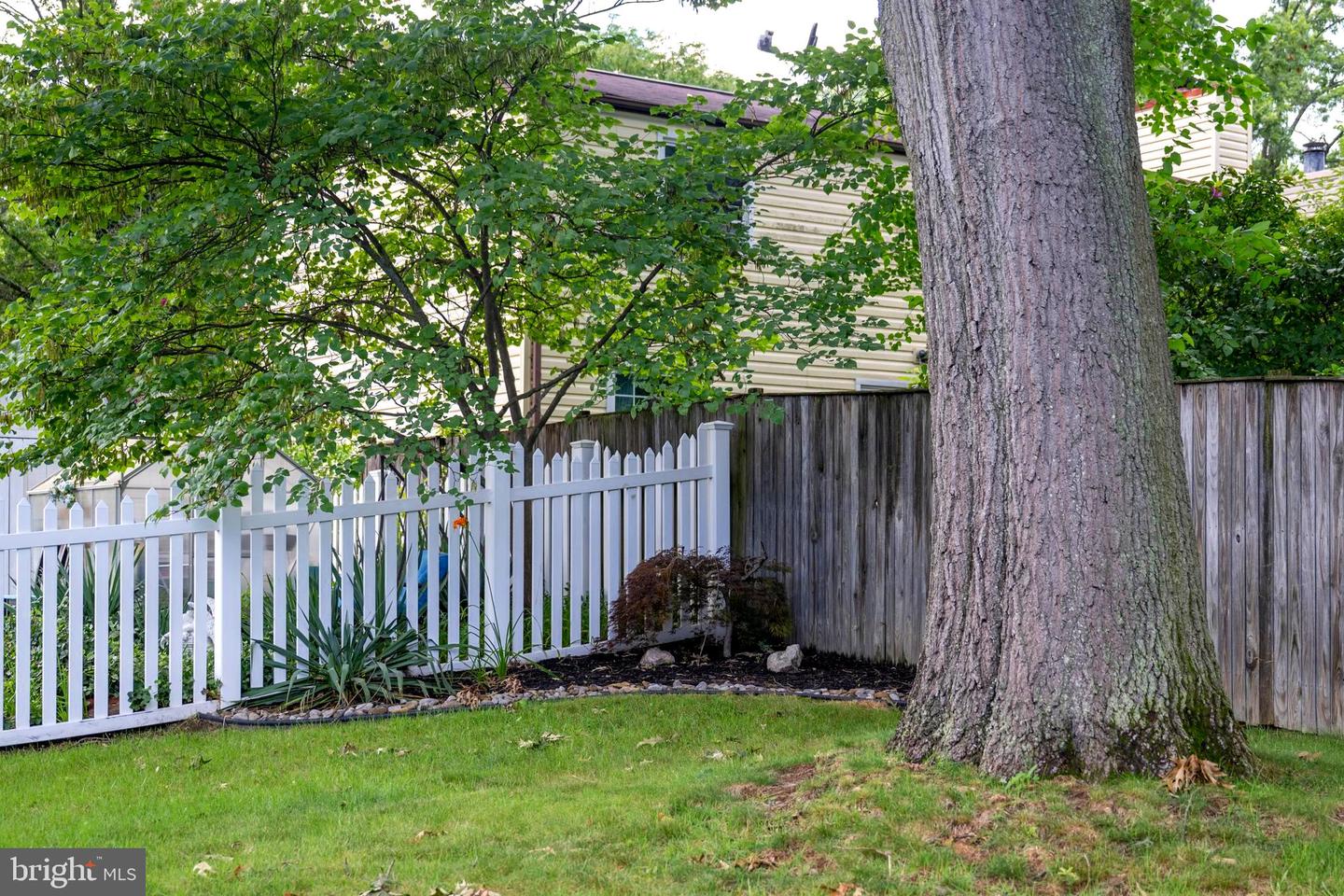 2932 Crystal Palace Ln Property Photo 7