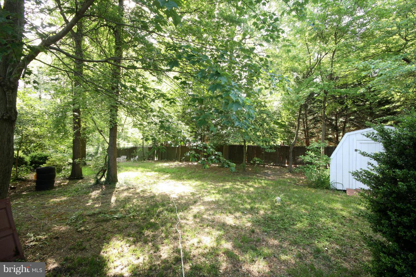 8111 Beverly Rd Property Photo 26