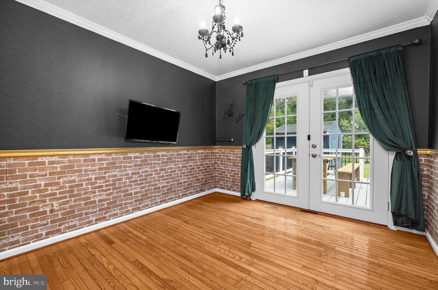 1718 Severn Rd Property Photo 13