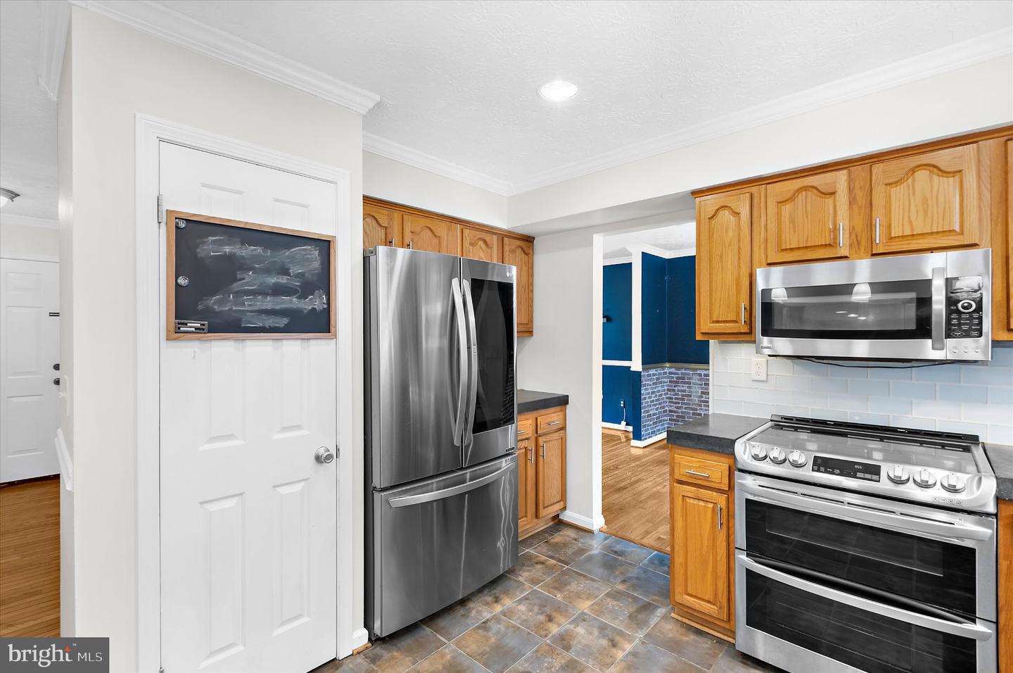 1718 Severn Rd Property Photo 18