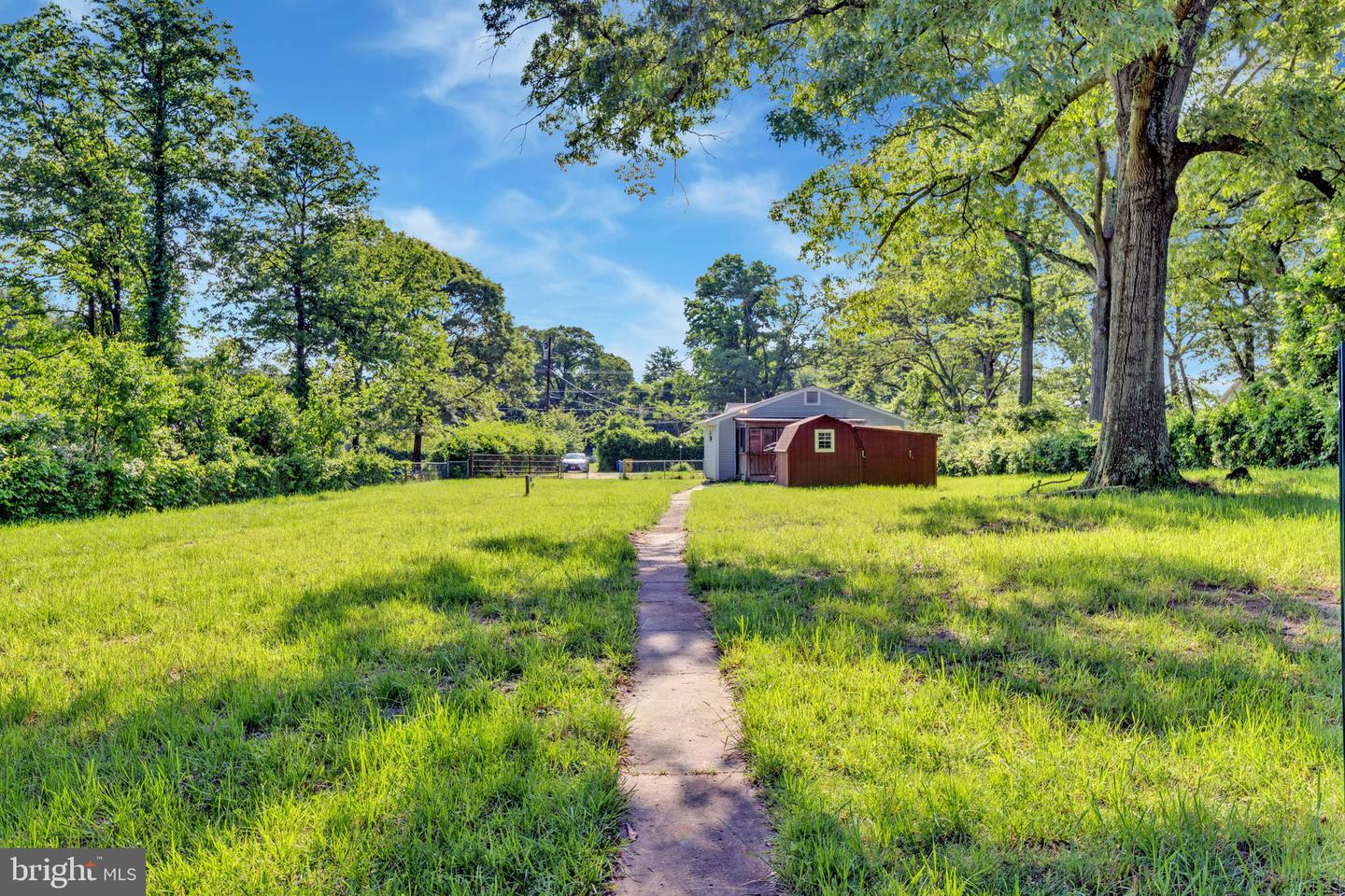 8206 Waterford Rd Property Photo 2