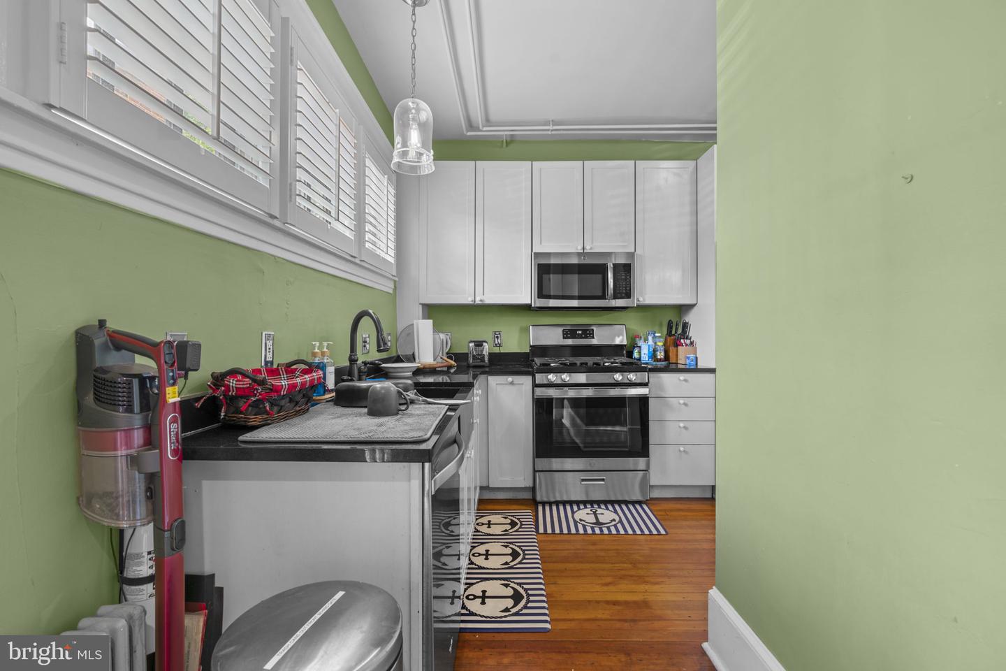 145 Prince George St Property Photo 24
