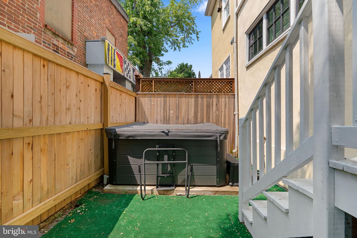 145 Prince George St Property Photo 40