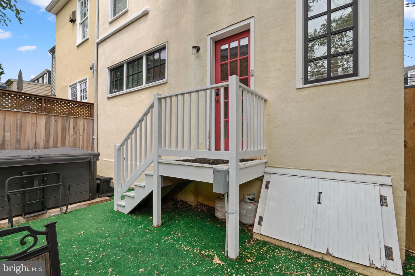145 Prince George St Property Photo 42