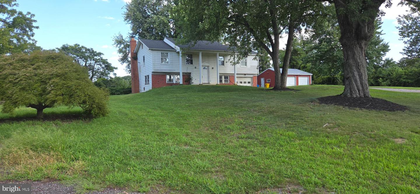 3585 Riva Rd Property Photo 1