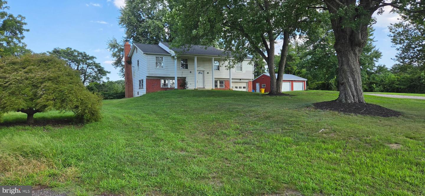 3585 Riva Rd Property Photo 3