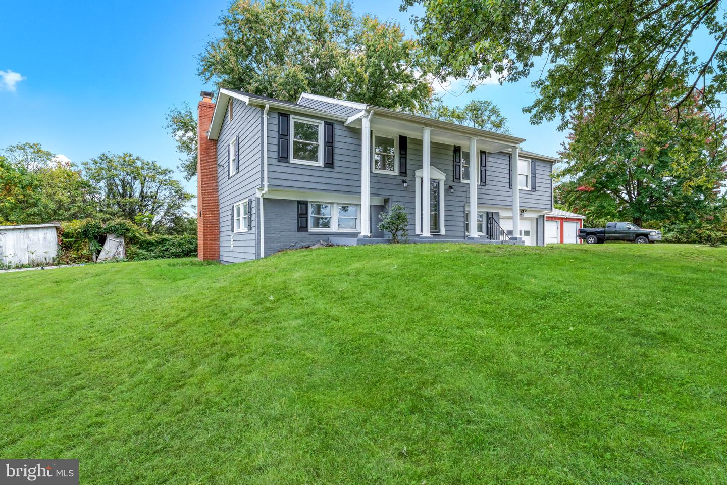 3585 Riva Rd Property Photo 3