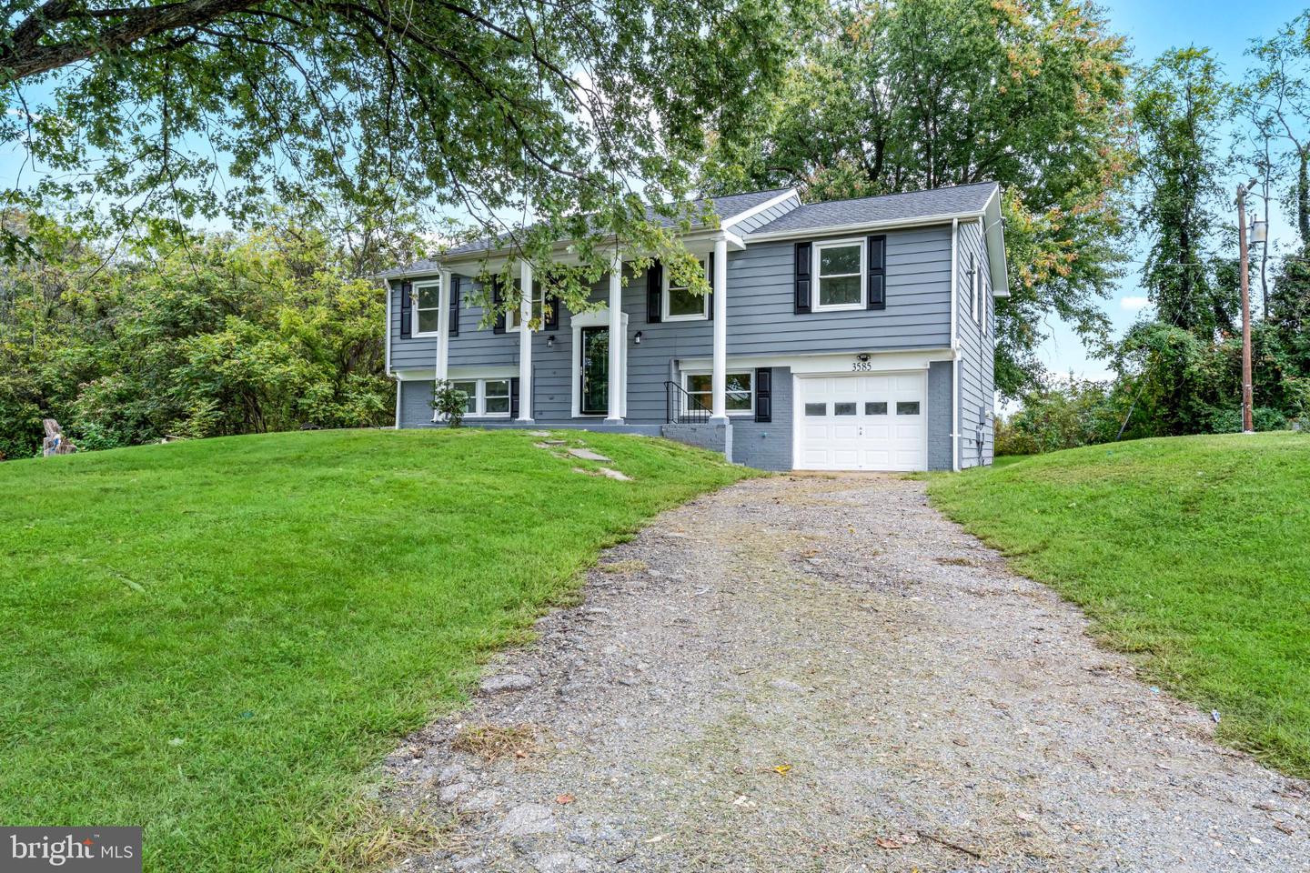 3585 Riva Rd Property Photo 5