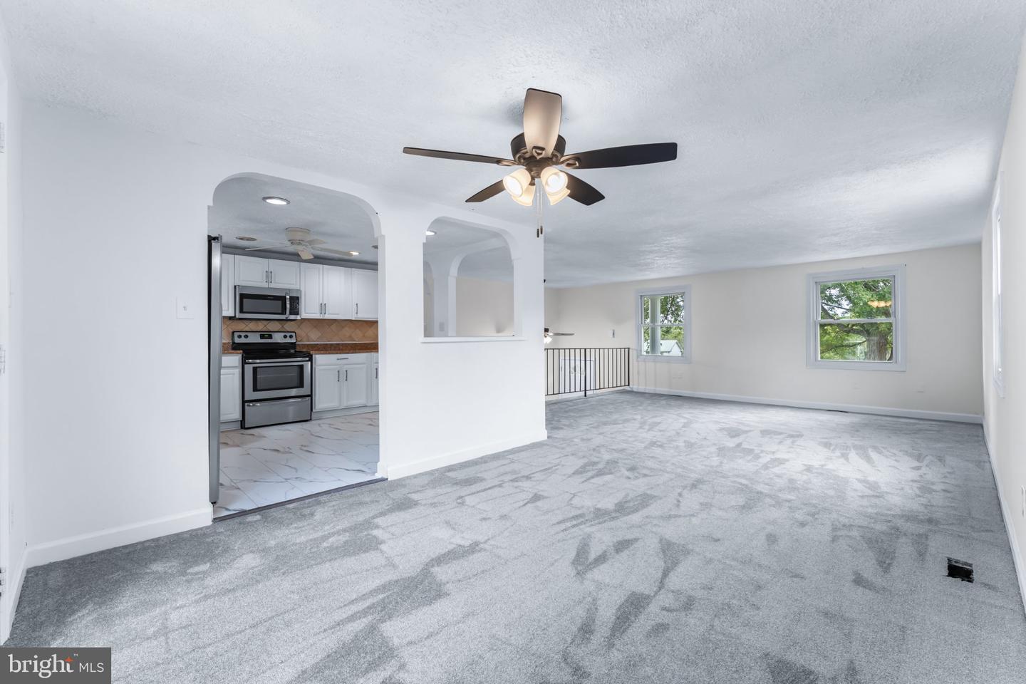 3585 Riva Rd Property Photo 12