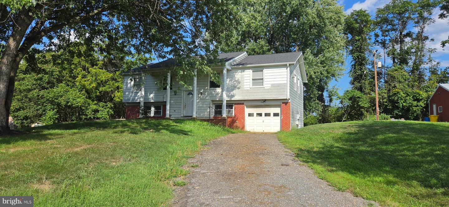 3585 Riva Rd Property Photo 14