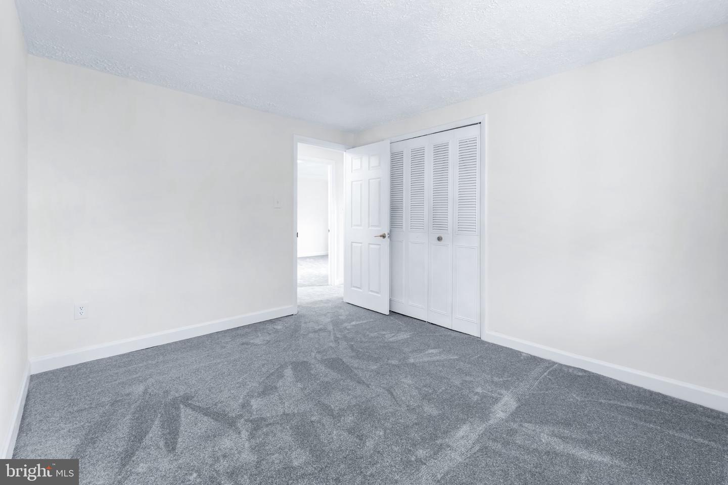3585 Riva Rd Property Photo 17