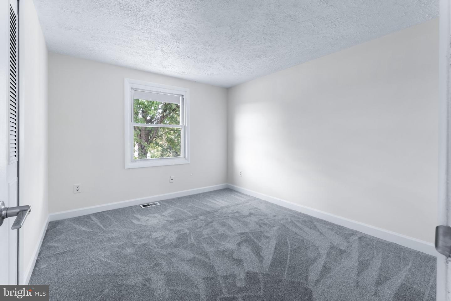 3585 Riva Rd Property Photo 18