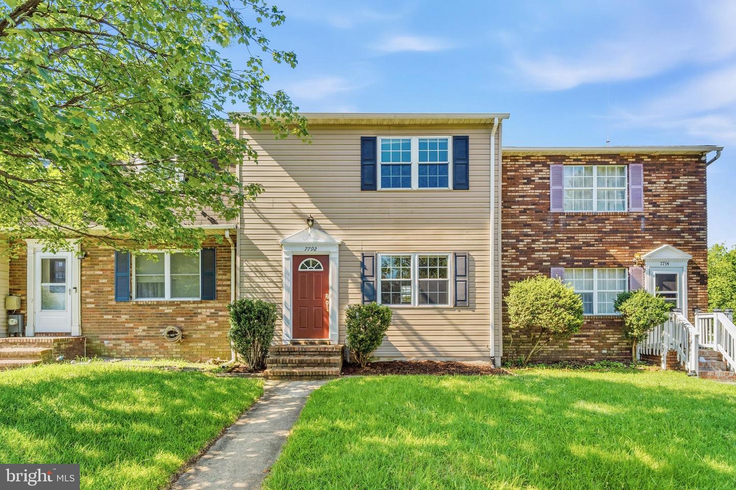 7792 Moonfall Ct Property Photo 3