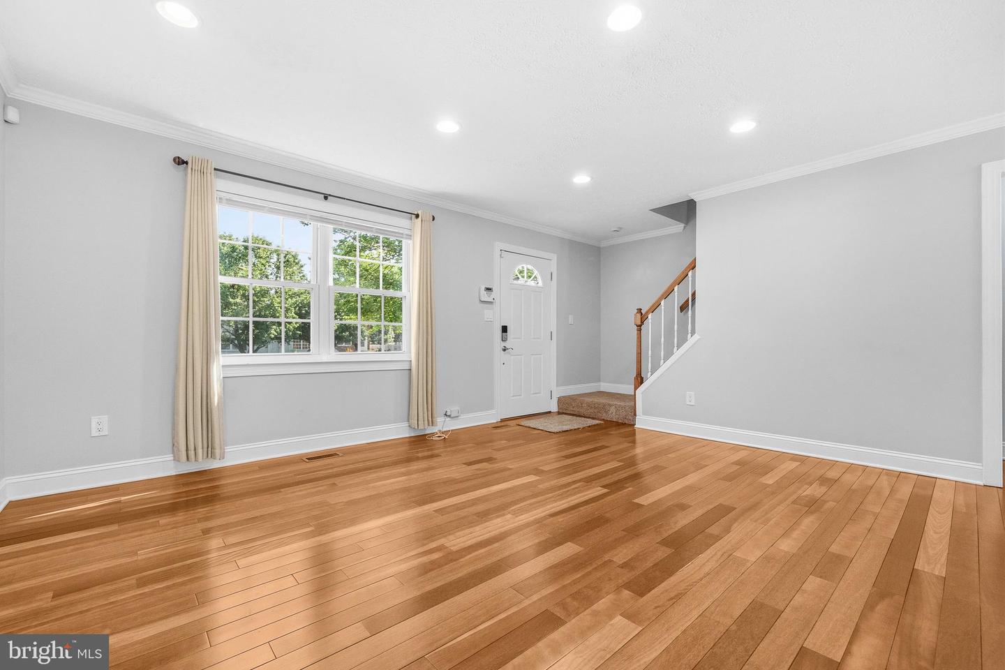 7792 Moonfall Ct Property Photo 5