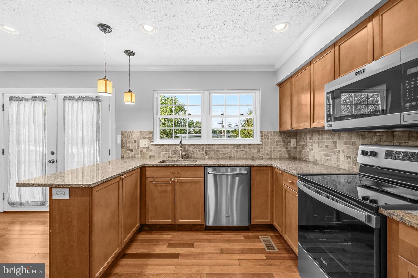 7792 Moonfall Ct Property Photo 13