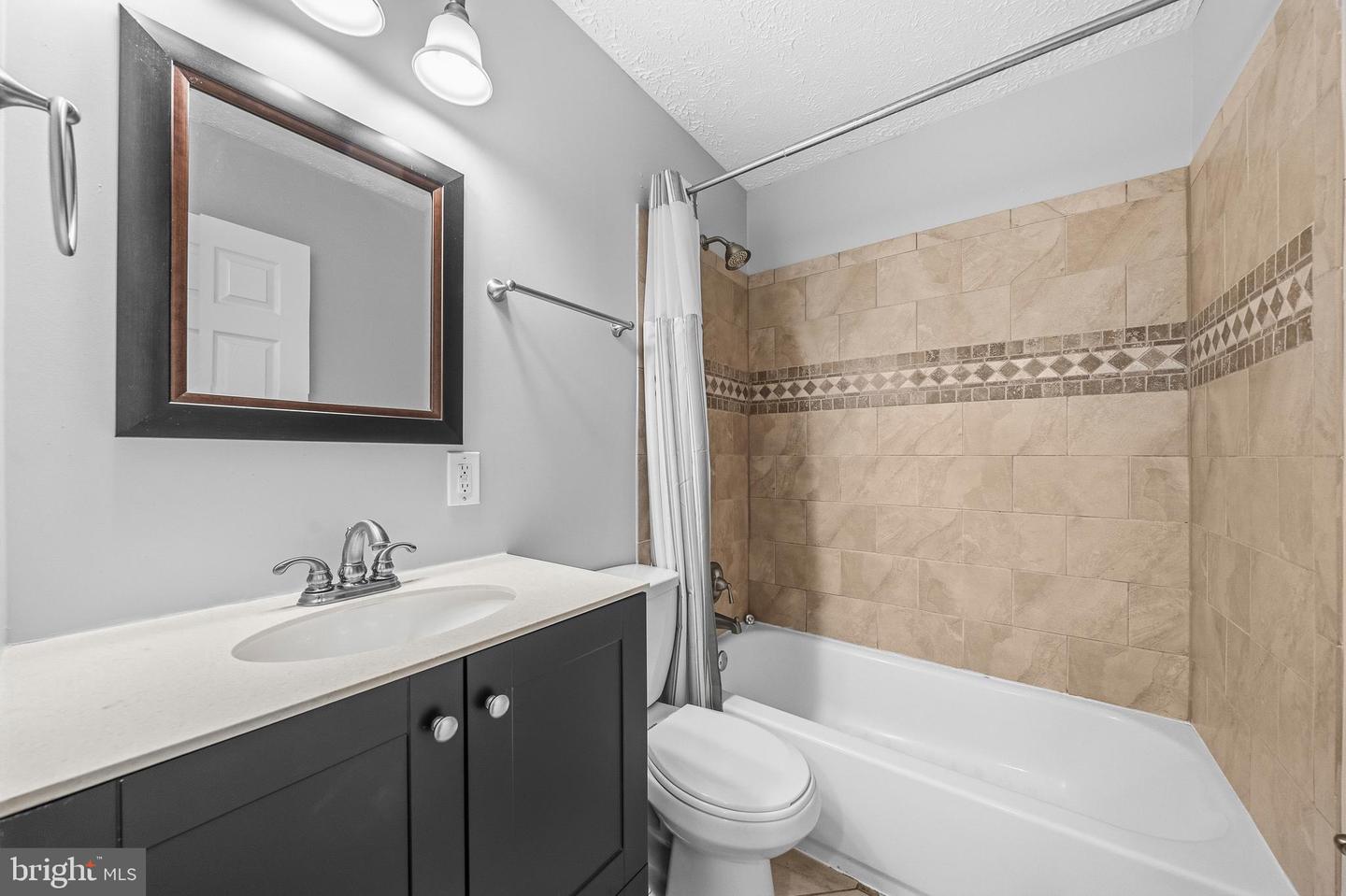 7792 Moonfall Ct Property Photo 23