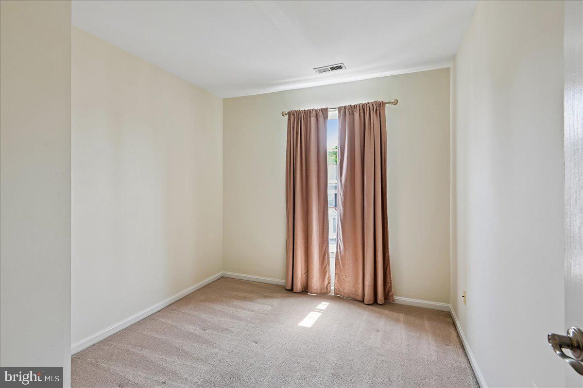 706 Howards Loop Property Photo 23