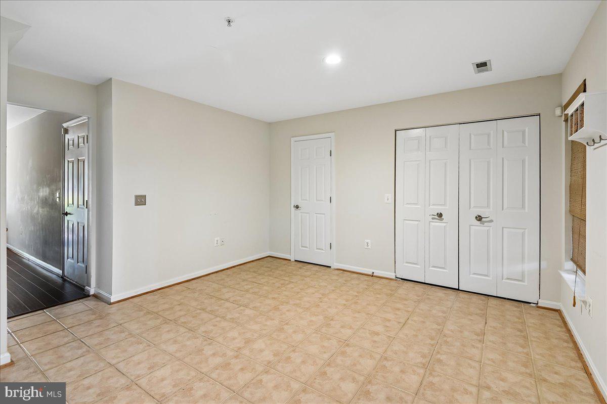 706 Howards Loop Property Photo 29