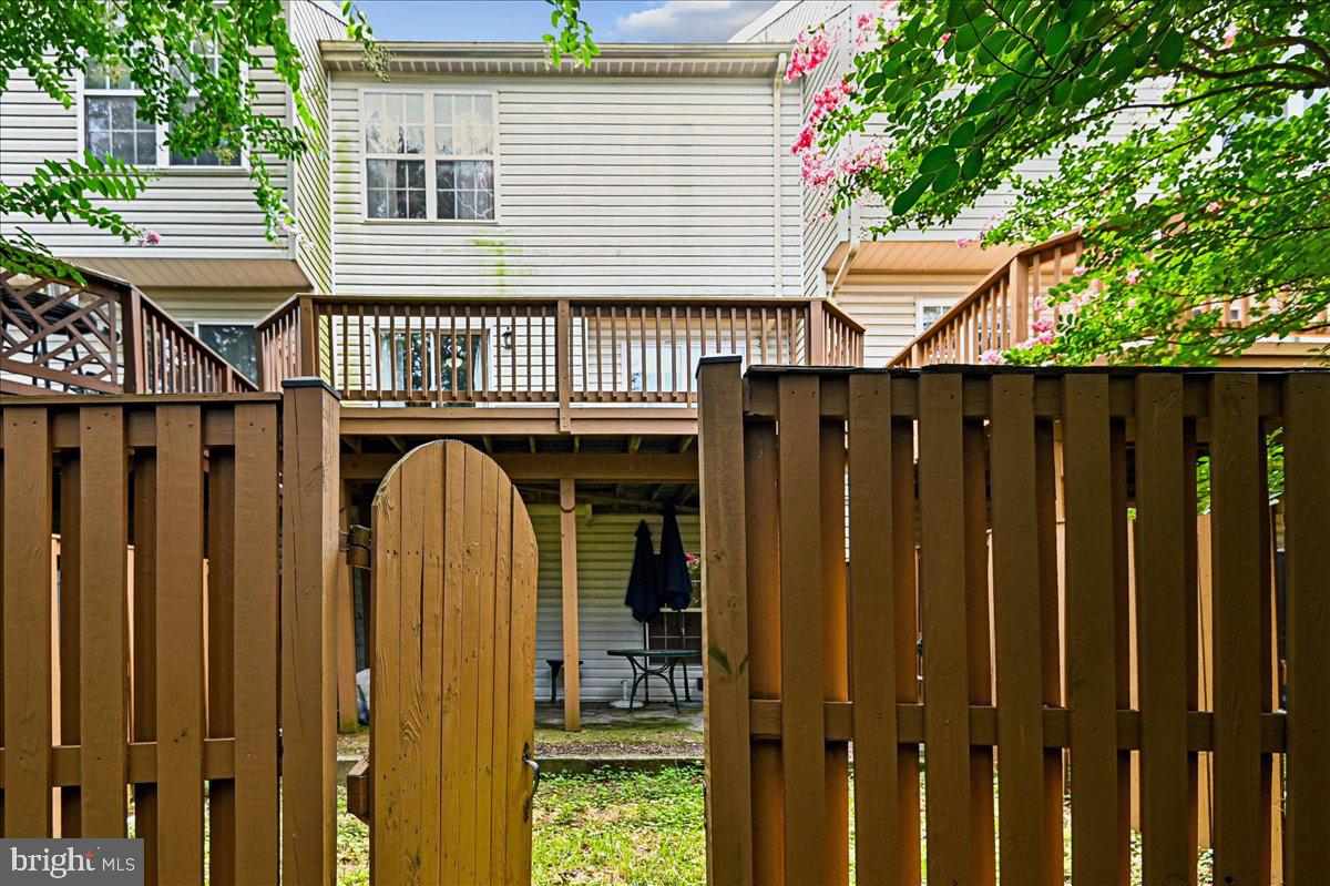 706 Howards Loop Property Photo 35