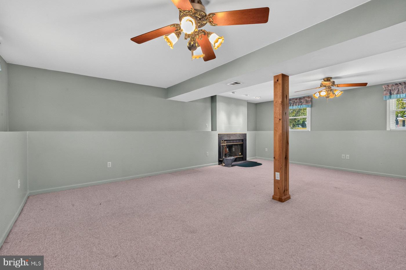2294 Raindrop Ct Property Photo 11