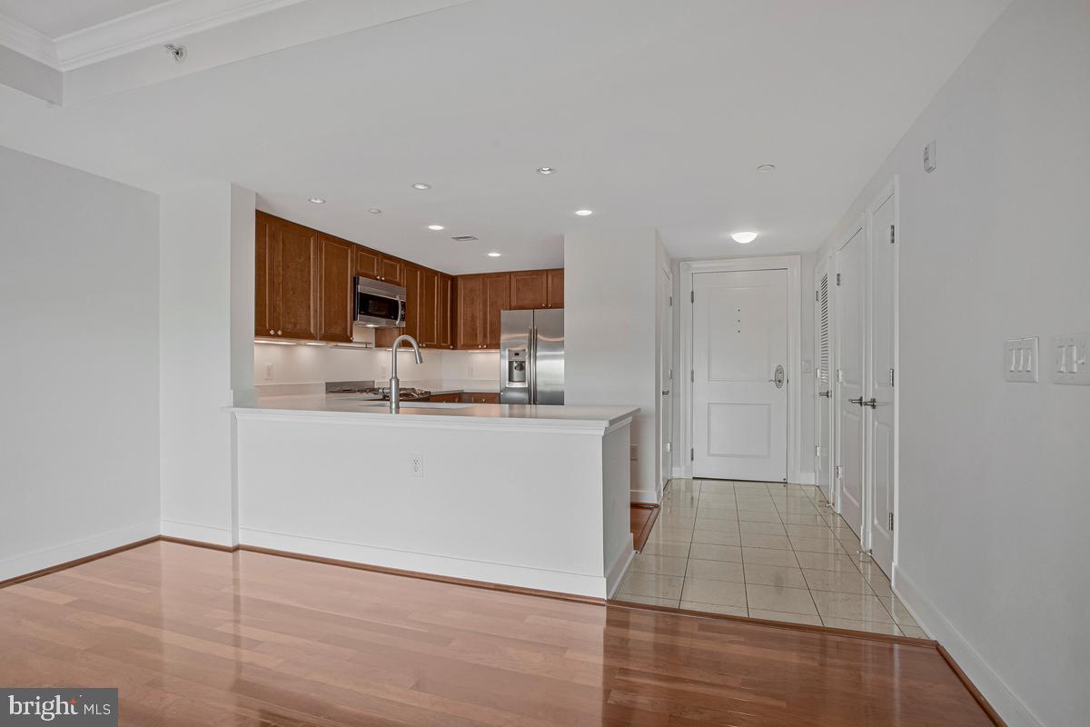 5 Park Pl #414 Property Photo 5