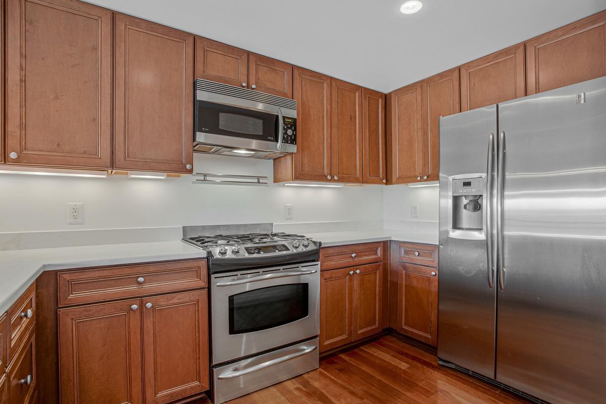 5 Park Pl #414 Property Photo 8