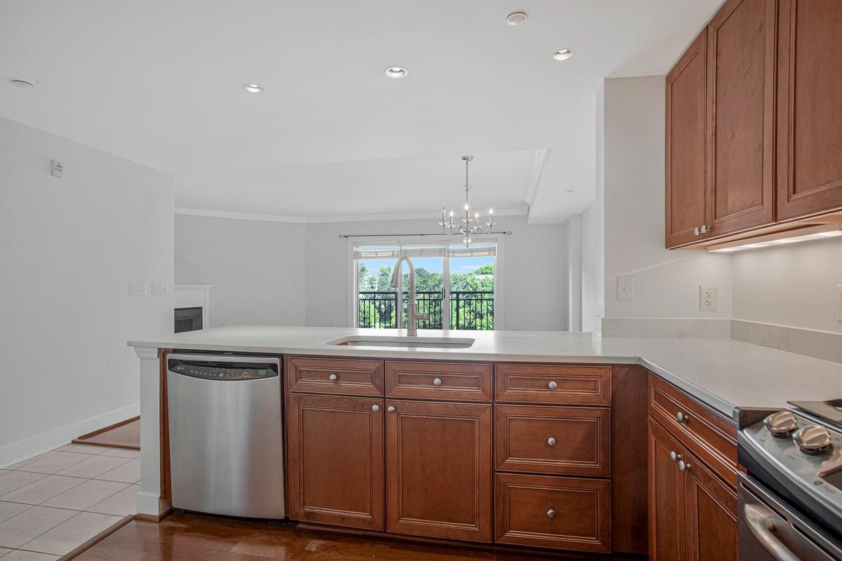 5 Park Pl #414 Property Photo 9