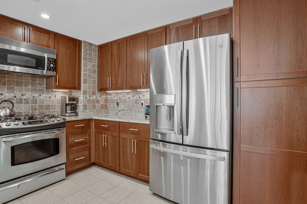 5 Park Pl #506 Property Photo 10
