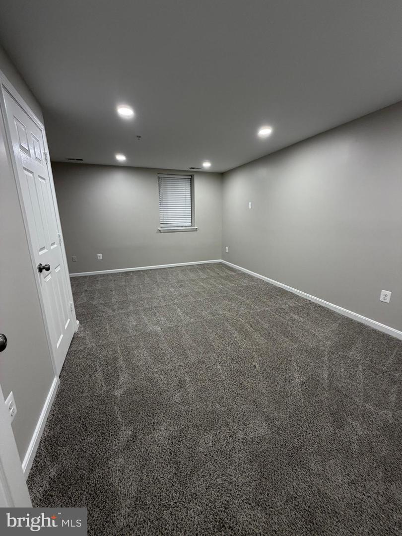 3423 Lindenwood Dr Property Photo 20