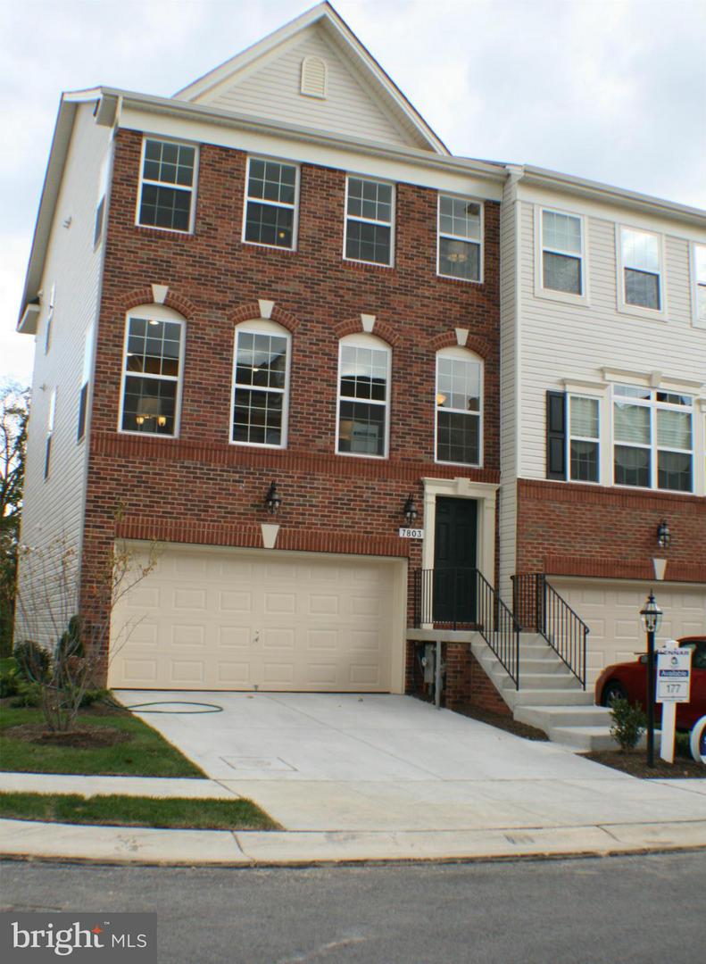1610 Sun High Ter Property Photo 2