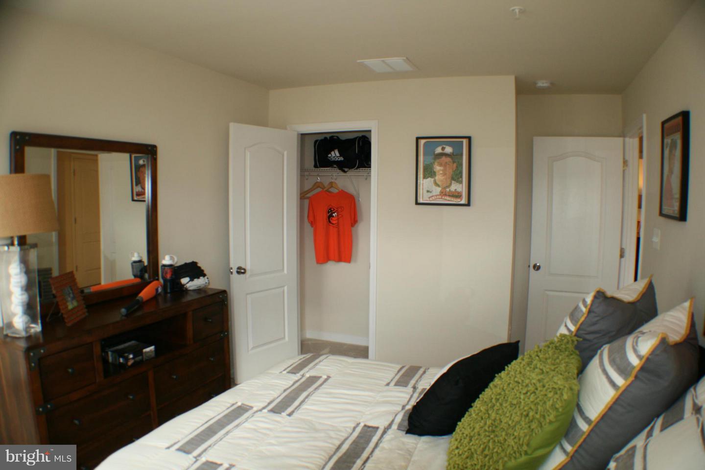 1610 Sun High Ter Property Photo 18