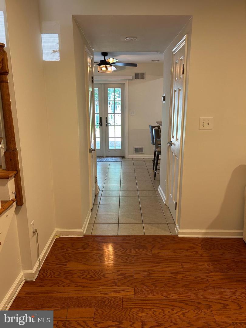1630 Dryden Way Property Photo 4