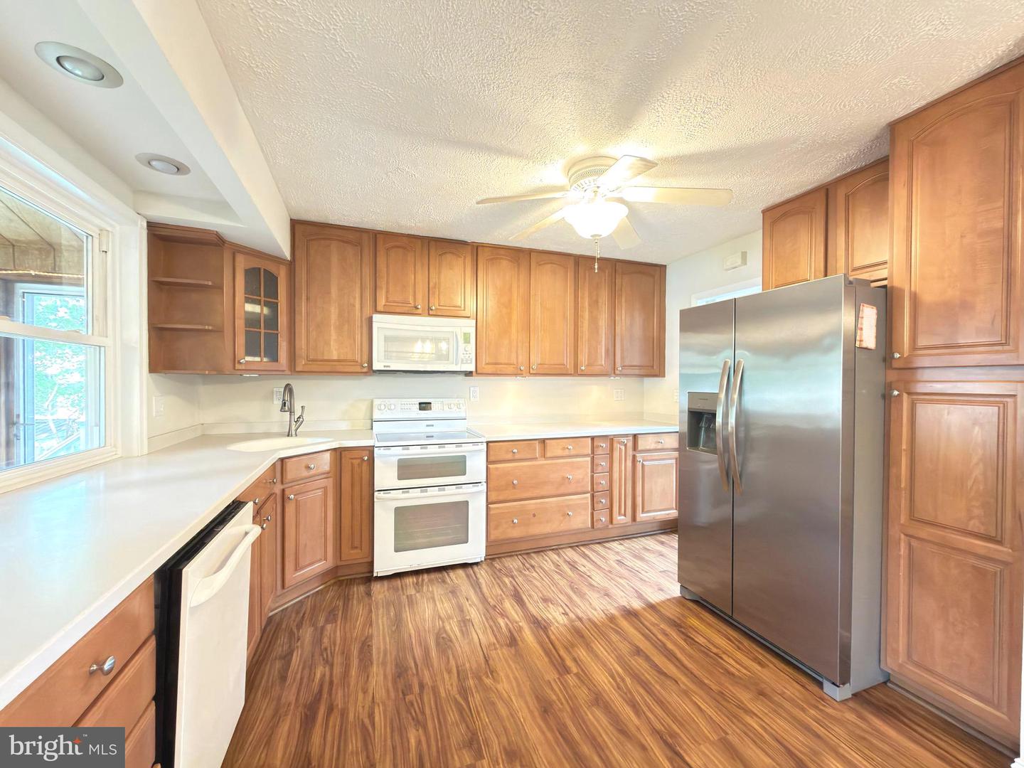 8205 Millfield Ct Property Photo 4